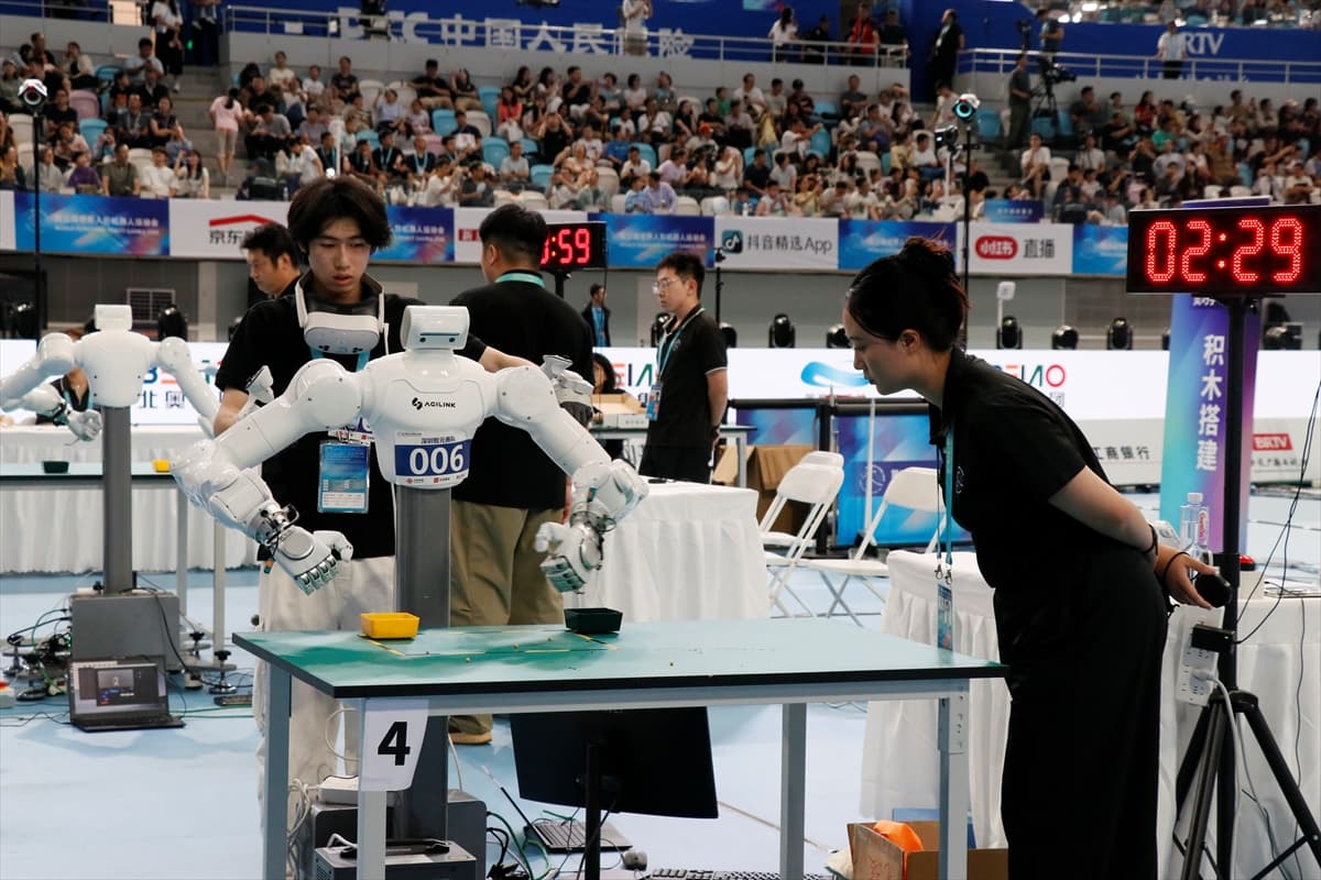 Çin'de "Dünya İnsansı Robot Oyunları" başladı — 7