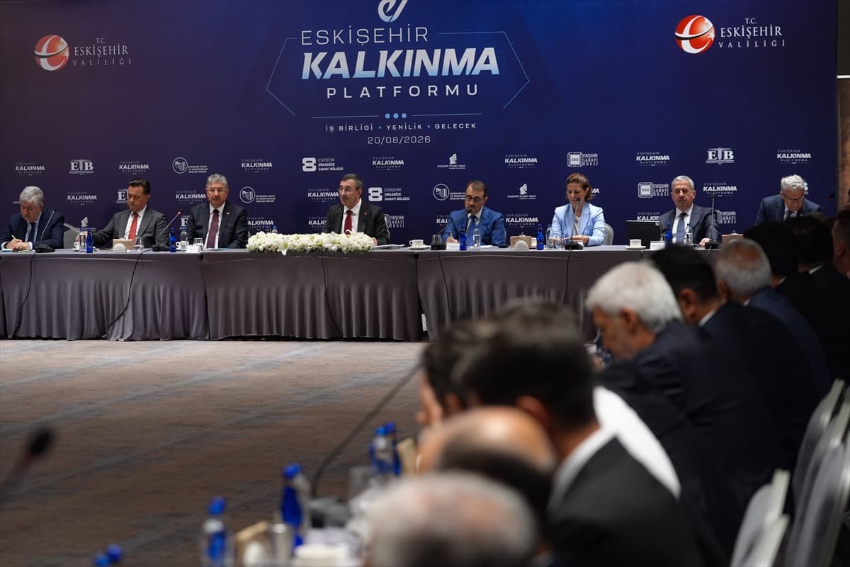 Cumhurbaşkanı Yardımcısı Yılmaz, Eskişehir Kalkınma Platformu Ekonomi İstişare Toplantısı'nda konuştu: — 4