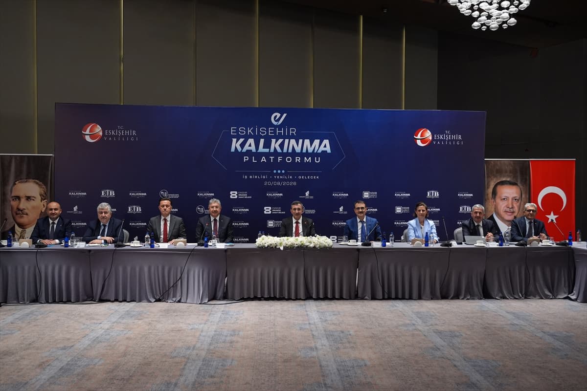 Cumhurbaşkanı Yardımcısı Yılmaz, Eskişehir Kalkınma Platformu Ekonomi İstişare Toplantısı'nda konuştu: — 5